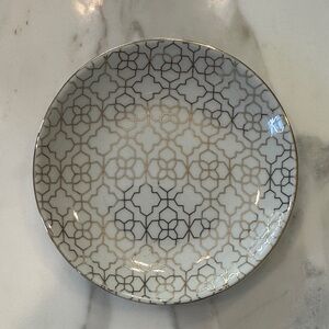 Kendra Scott earring holder